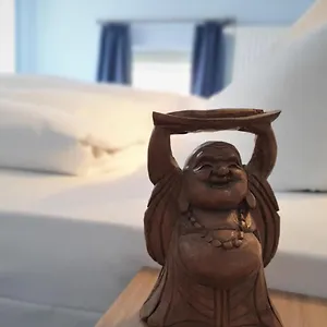 Melarose Feng Shui 3*, Berlin Deutschland